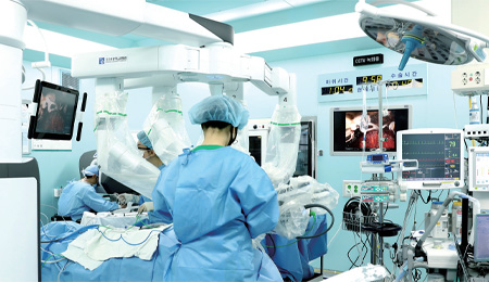 ‘로봇수술’ 고난도 암수술도 지역에서 안전하게 대표이미지