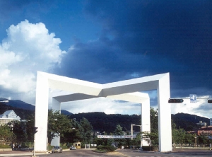 정문조형물 THUMBNAIL